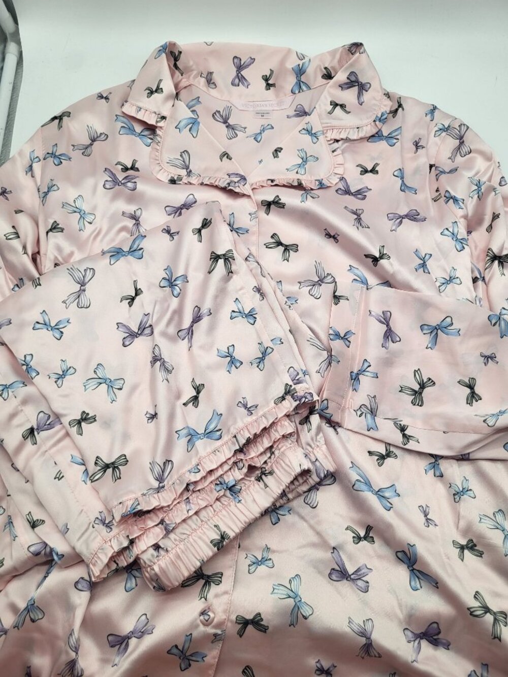 Victoria's Secret M Vintage y2k Satin Pajama Set Pink Bows Ruffles Girly Feminin - Picture 2 of 8